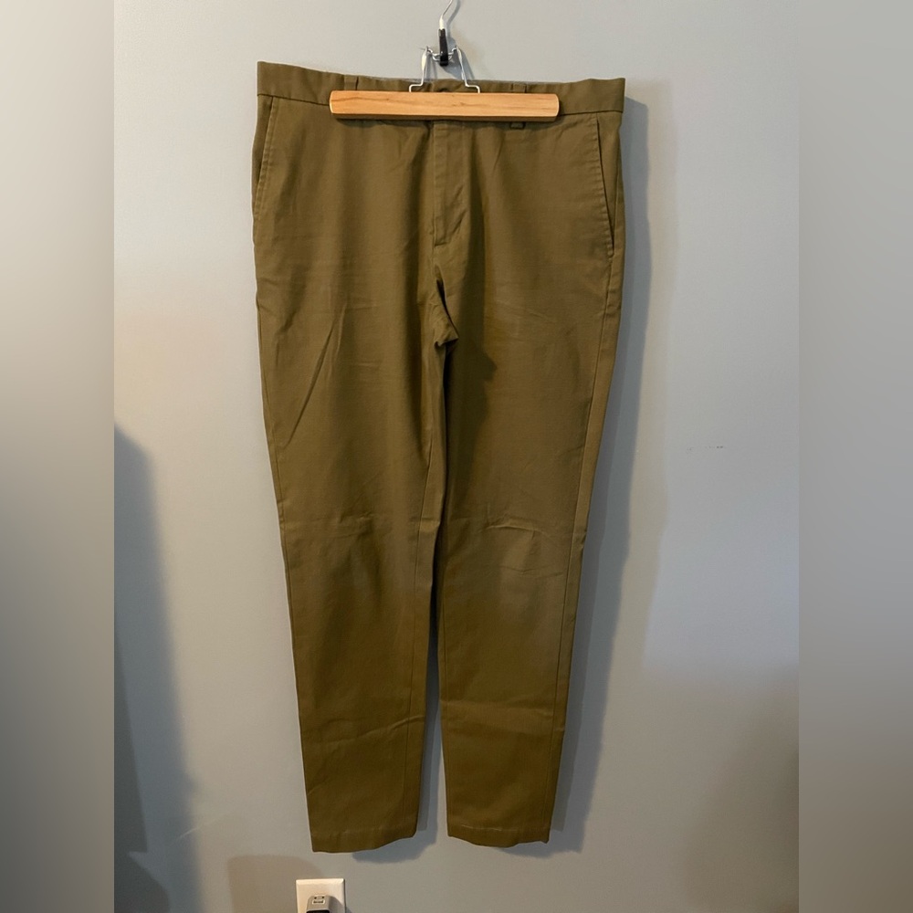 Men's Olive Chinos